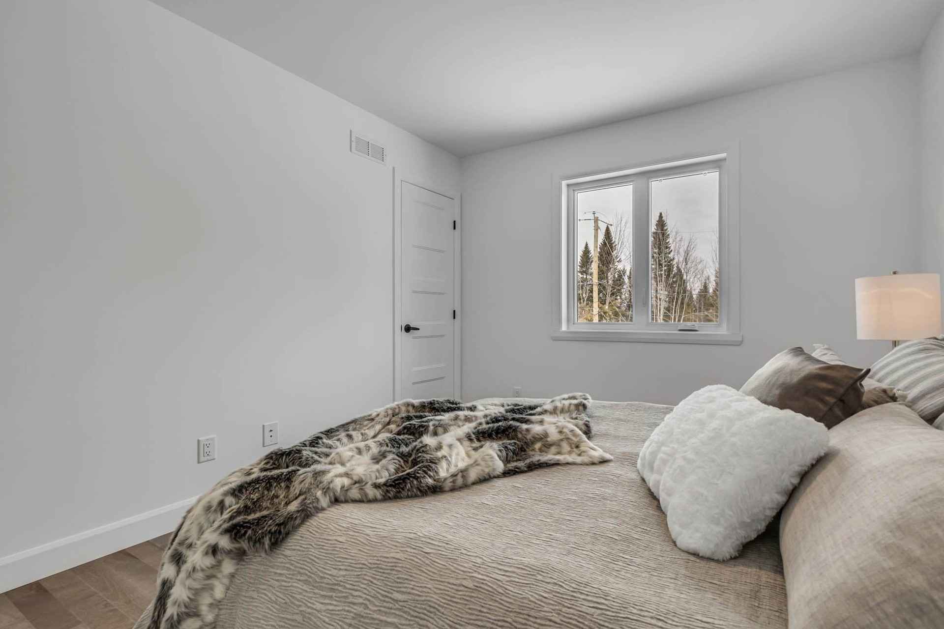 Maison À vendre SainteCatherinedelaJacquesCartier 9 pièces